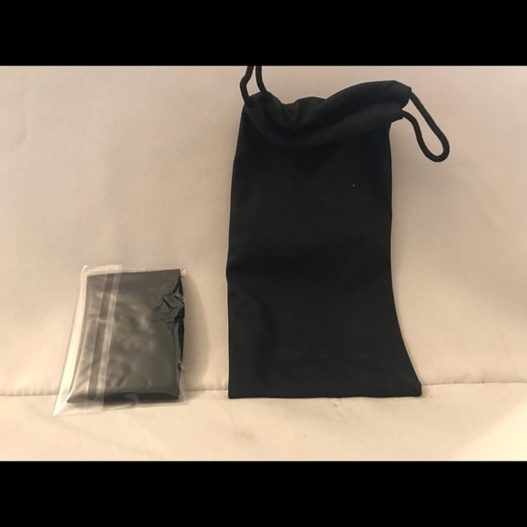 Chanel prescription glasses - Picture 7 of 8